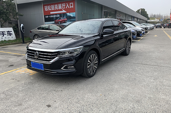 宝燕豪车-帕萨特